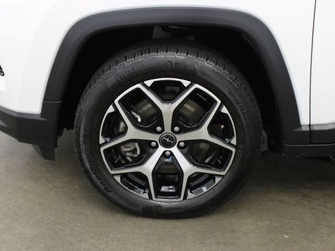 Used 2025 Jeep Compass Limited AWD/4WD image 27
