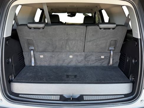 Used 2019 Chevrolet Tahoe LT RWD image 13