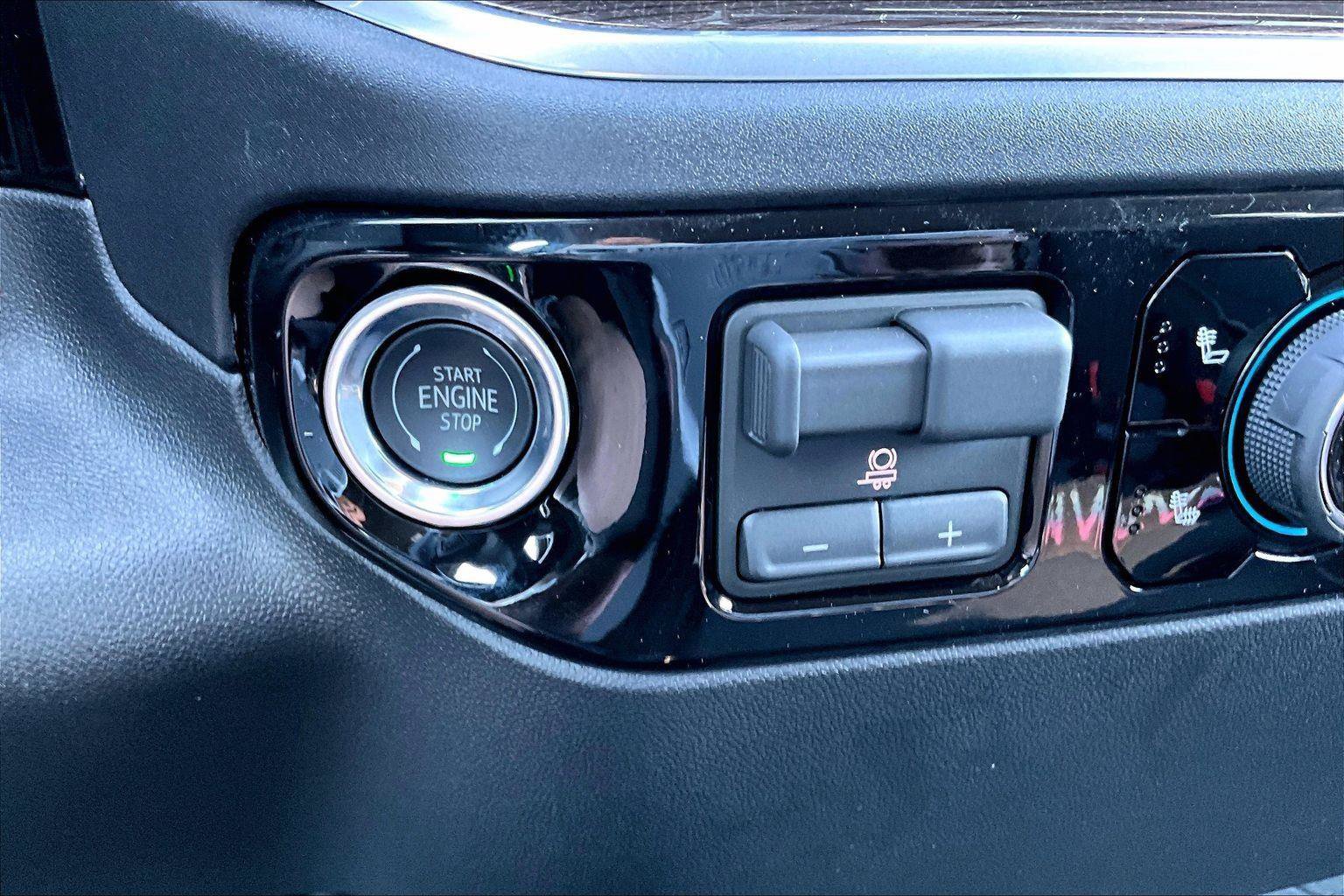 New 2026 Chevrolet Silverado 1500 RST AWD/4WD image 16