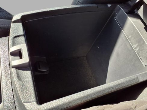 Used 2016 Nissan Rogue SV image 12