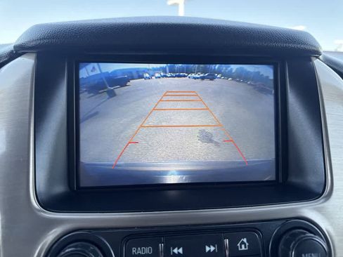 Used 2016 GMC Yukon Denali w/ Open Road Package image 17