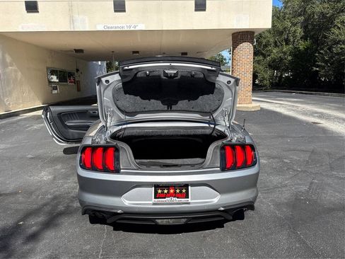 Used 2020 Ford Mustang Premium image 11