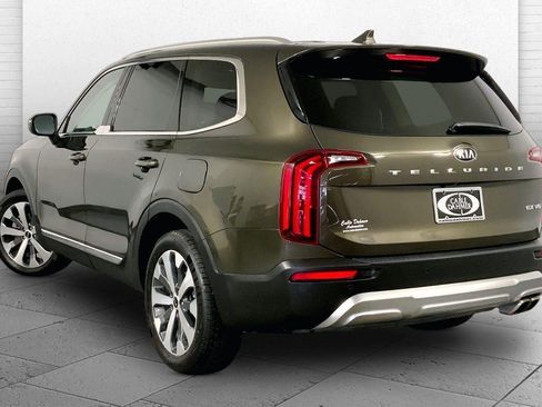 Used 2021 Kia Telluride EX w/ EX Premium Package FWD image 11
