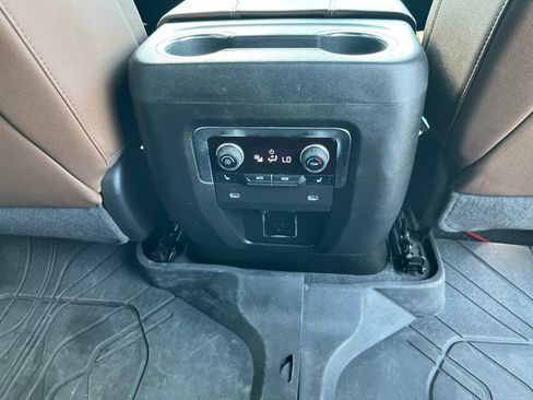 Used 2024 Chevrolet Suburban High Country w/ Max Trailering Package AWD/4WD image 51