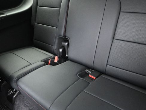 New 2026 Chevrolet Traverse Z71 w/ Enhanced Driving Package image 17