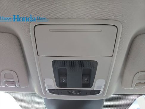 New 2025 Honda Pilot Touring image 35