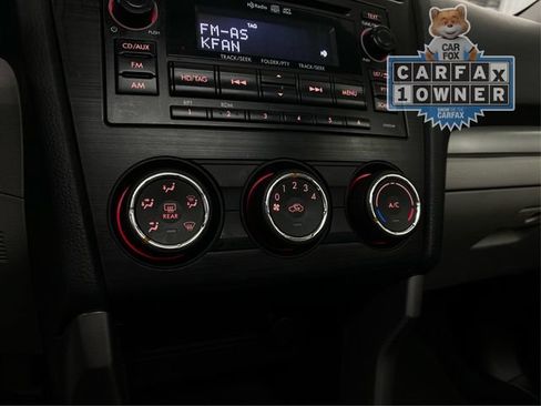 Used 2014 Subaru Forester 2.5i Premium w/ All-Weather Package AWD/4WD image 33