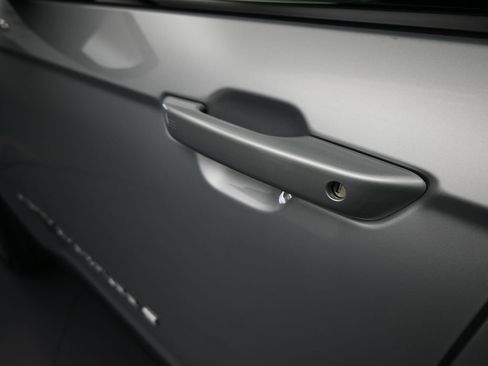 New 2025 Jeep Grand Cherokee L Limited image 26