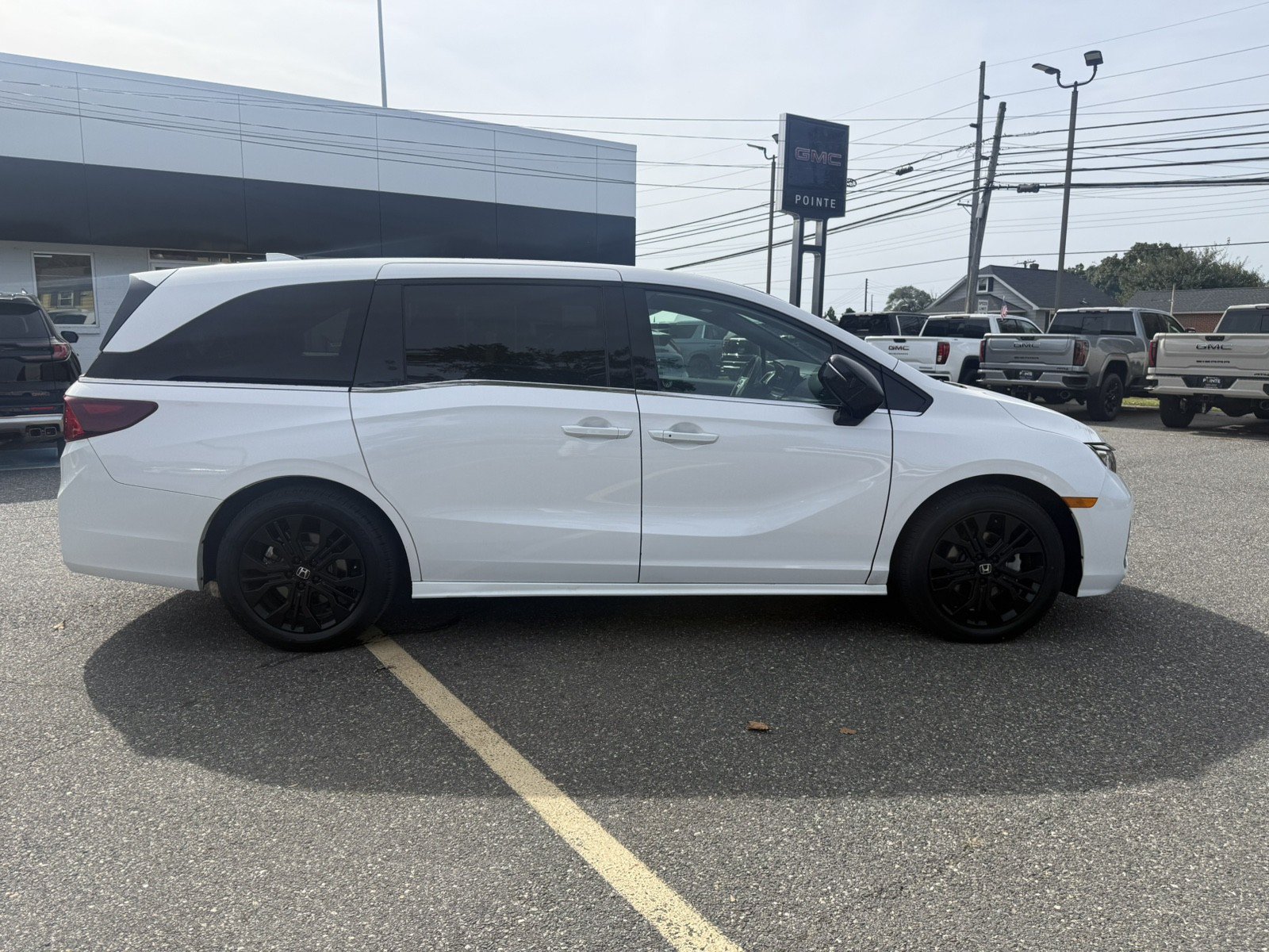 Used 2025 Honda Odyssey Sport-L image 2