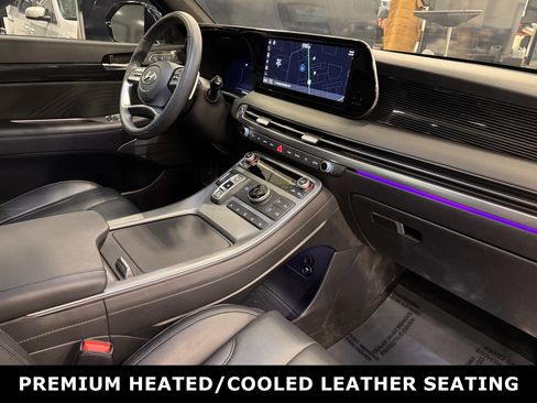Used 2025 Hyundai Palisade Calligraphy image 4