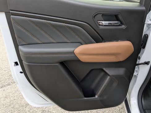 New 2026 GMC Canyon AT4 image 28