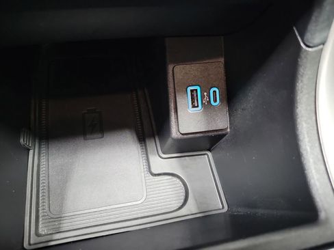 Used 2022 Ford Edge SEL w/ Sport Appearance Package image 40