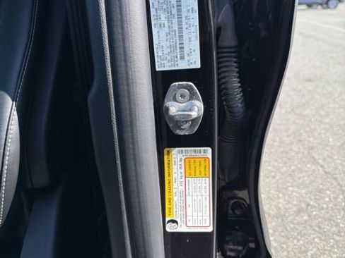 Used 2022 Lincoln Corsair AWD w/ Premium Package image 27