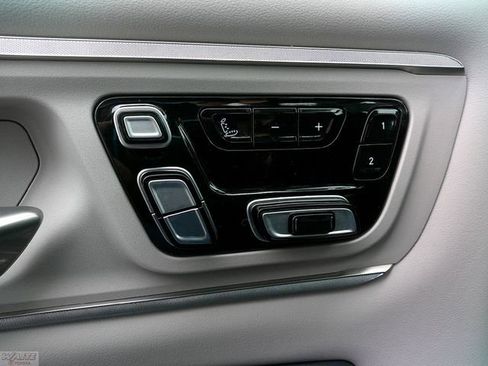 Used 2025 RAM 1500 Tungsten w/ Off Road Group image 20