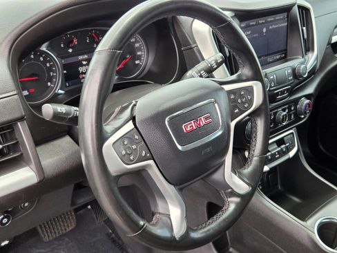 Used 2024 GMC Terrain SLT FWD image 18