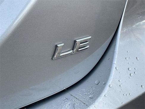 Used 2022 Toyota Camry LE image 15