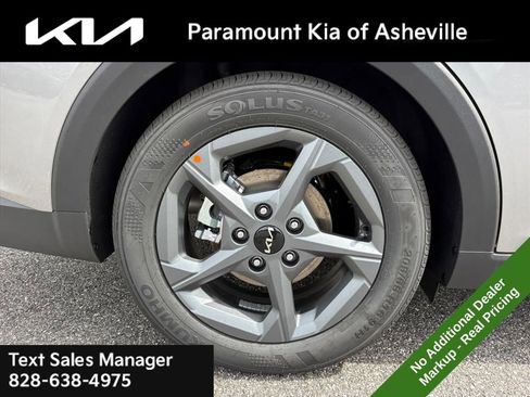 New 2026 Kia K4 LXS image 30