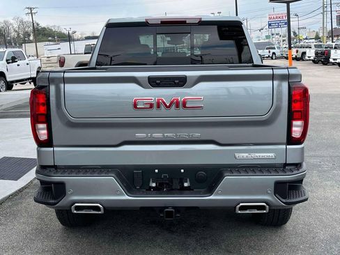 New 2026 GMC Sierra 1500 Elevation w/ Elevation Premium Package image 4