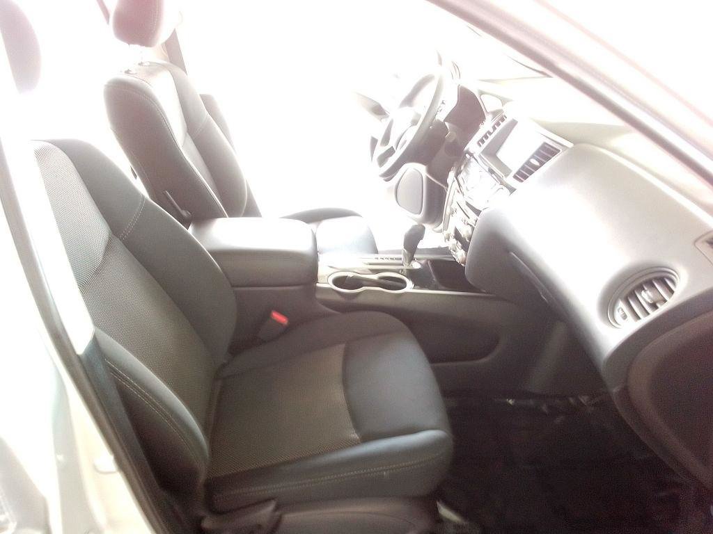 Used 2020 Nissan Pathfinder S FWD image 17