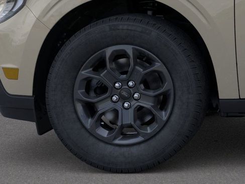 New 2025 Ford Maverick XLT w/ Equipment Group 302A image 20