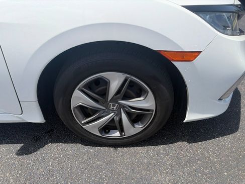 Used 2019 Honda Civic LX image 9