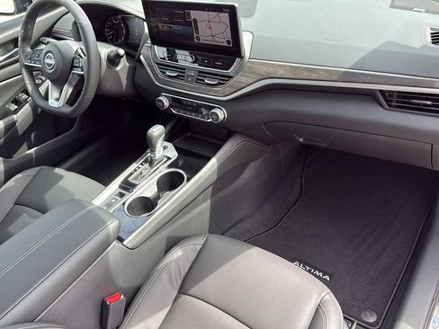 Used 2024 Nissan Altima 2.5 SL image 31