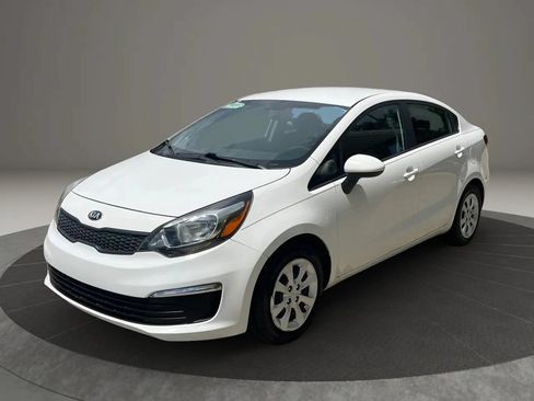 Used 2017 Kia Rio LX FWD image 3