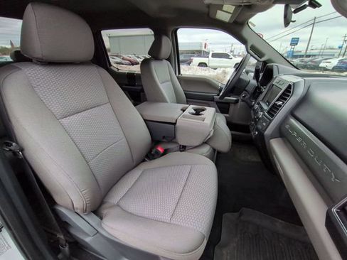 Certified 2022 Ford F450 XLT w/ XLT Value Package image 18