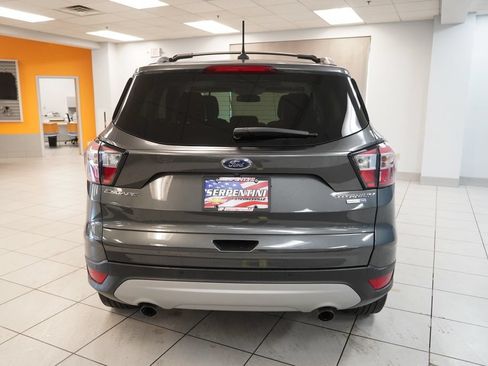 Used 2018 Ford Escape Titanium w/ Ford Safe & Smart Package AWD/4WD image 9