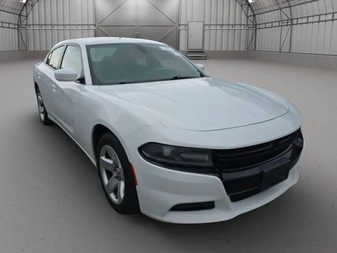 Used 2019 Dodge Charger Police RWD image 4