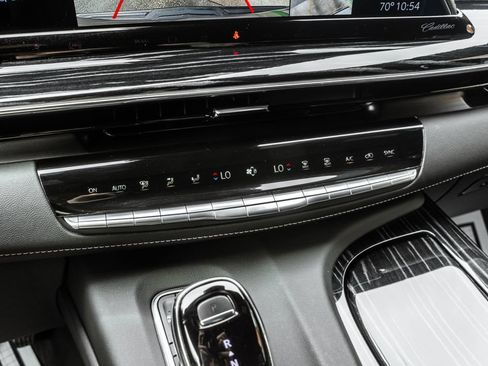Used 2022 Cadillac Escalade Sport w/ Touring Package AWD/4WD image 20