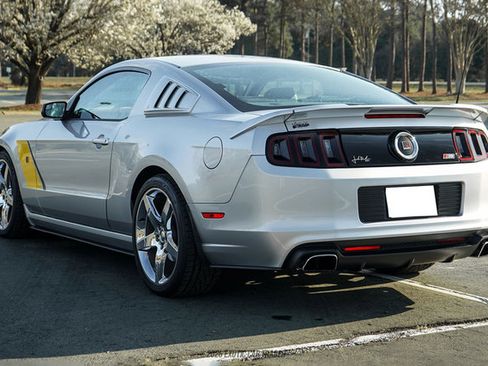 Used 2014 Ford Mustang GT Premium image 6