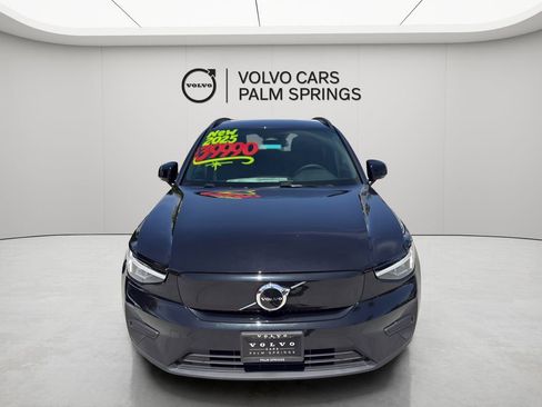 New 2025 Volvo EX40 Core w/ Climate Package AWD/4WD image 2