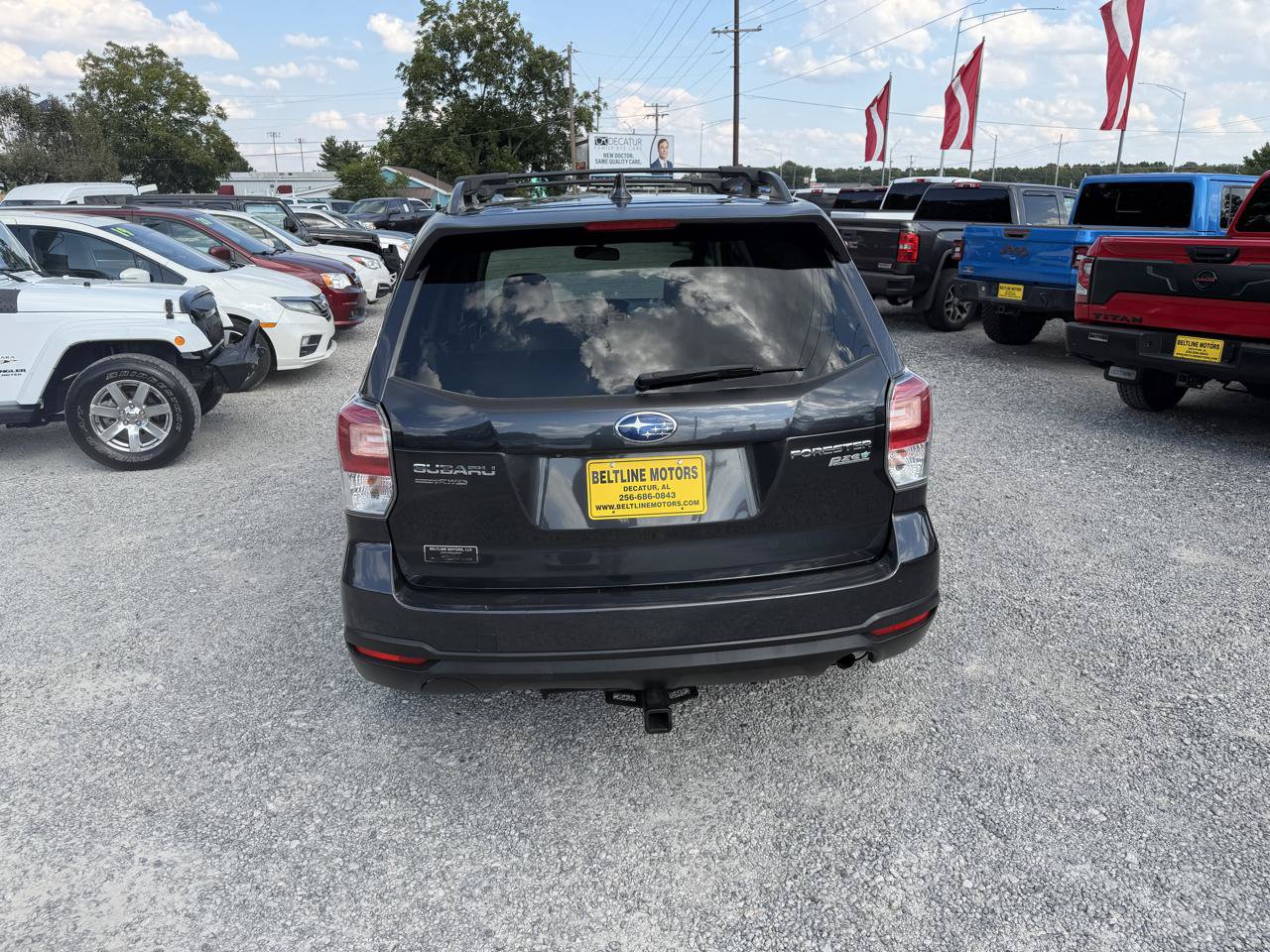 Used 2017 Subaru Forester 2.5i Premium w/ All-Weather Package AWD/4WD image 16