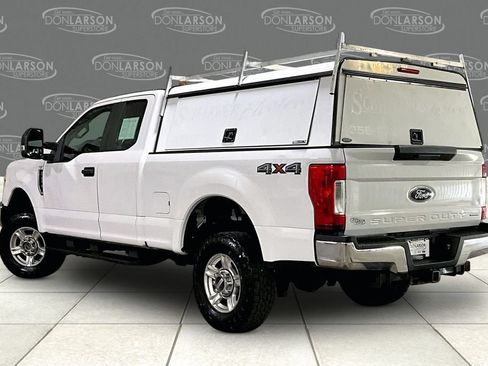Certified 2017 Ford F250 XL w/ Power Equipment Group AWD/4WD image 5