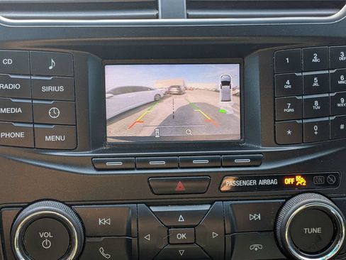 Used 2016 Ford Explorer XLT FWD image 25