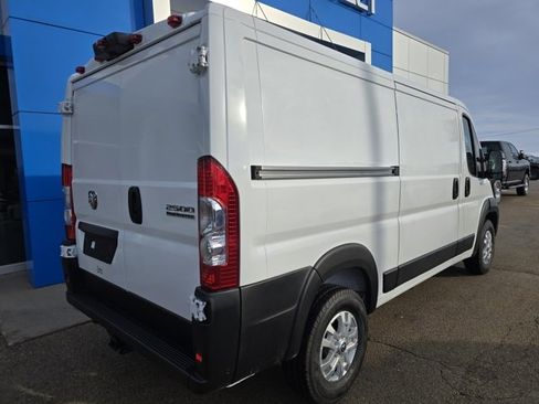 Used 2025 RAM ProMaster 2500 w/ Quick Order Package 22G SLT image 4