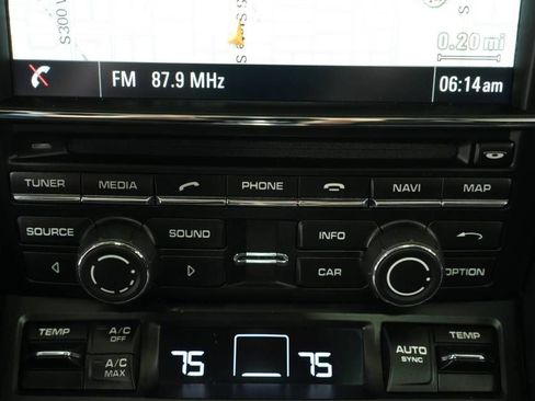 Certified 2014 Porsche 911 Turbo S image 17