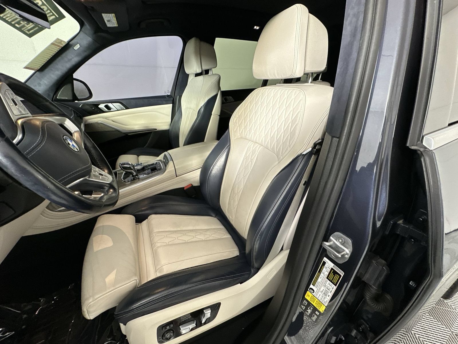 Used 2019 BMW X7 xDrive50i w/ Executive Package AWD/4WD image 11