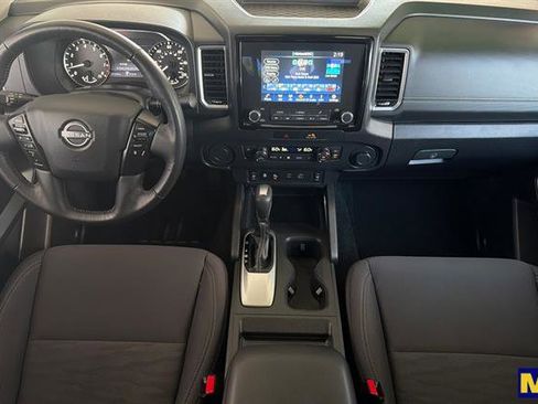 Used 2022 Nissan Frontier SV RWD image 15