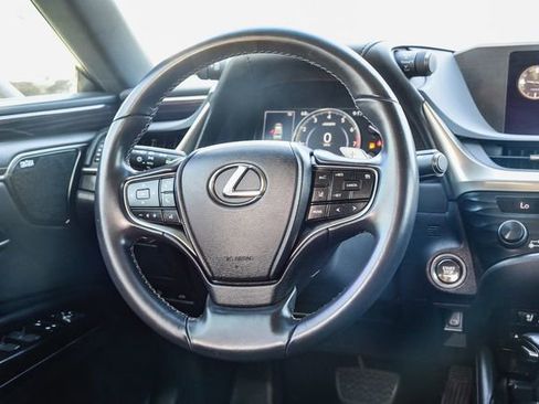 Used 2019 Lexus ES 350 w/ Premium Package image 17