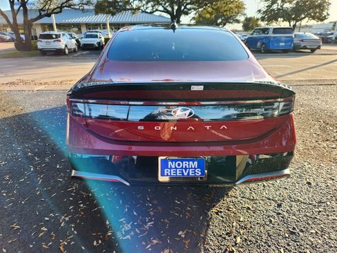 Certified 2024 Hyundai Sonata SEL w/ Convenience Package image 18