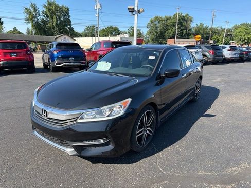 Used 2017 Honda Accord Sport Special Edition image 3