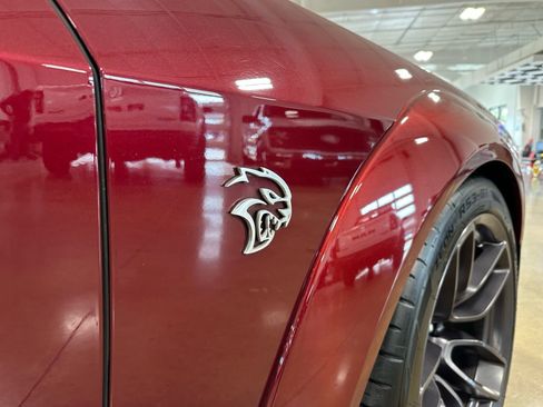 Used 2018 Dodge Challenger SRT Hellcat image 11