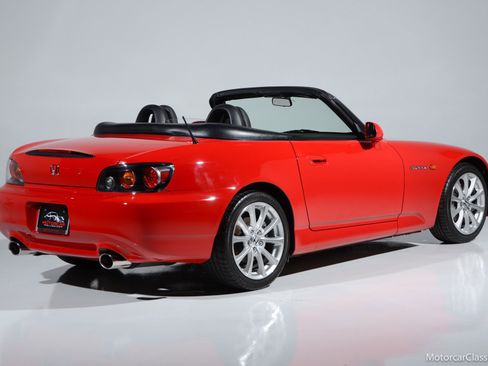 Used 2006 Honda S2000 image 8