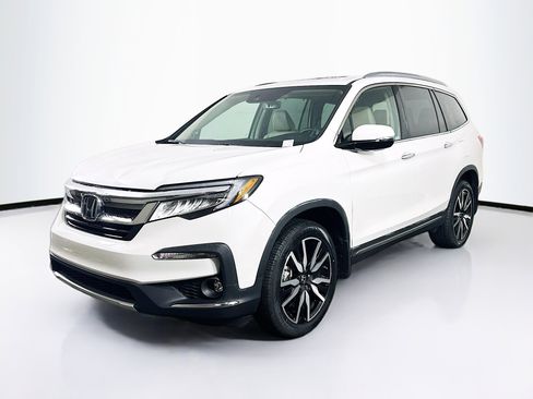 Used 2022 Honda Pilot Touring image 3