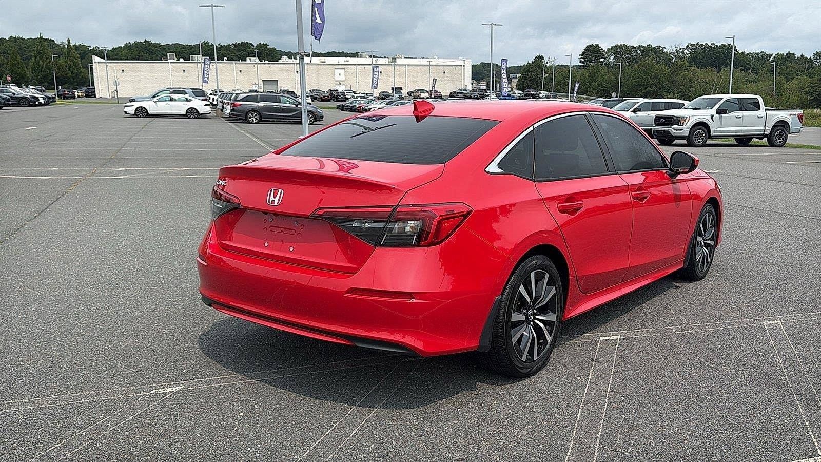 Used 2023 Honda Civic EX image 6