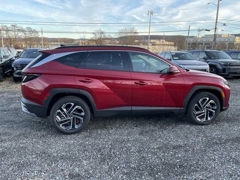 New 2025 Hyundai Tucson Limited image 3