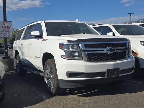 Used 2020 Chevrolet Suburban LT AWD/4WD image 3