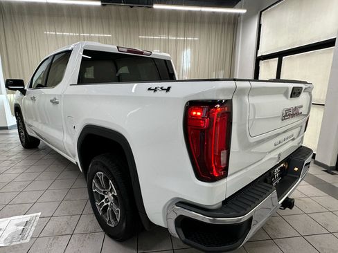 Used 2026 GMC Sierra 1500 SLT AWD/4WD image 10